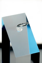 Cravejada com zircônias - Titânio