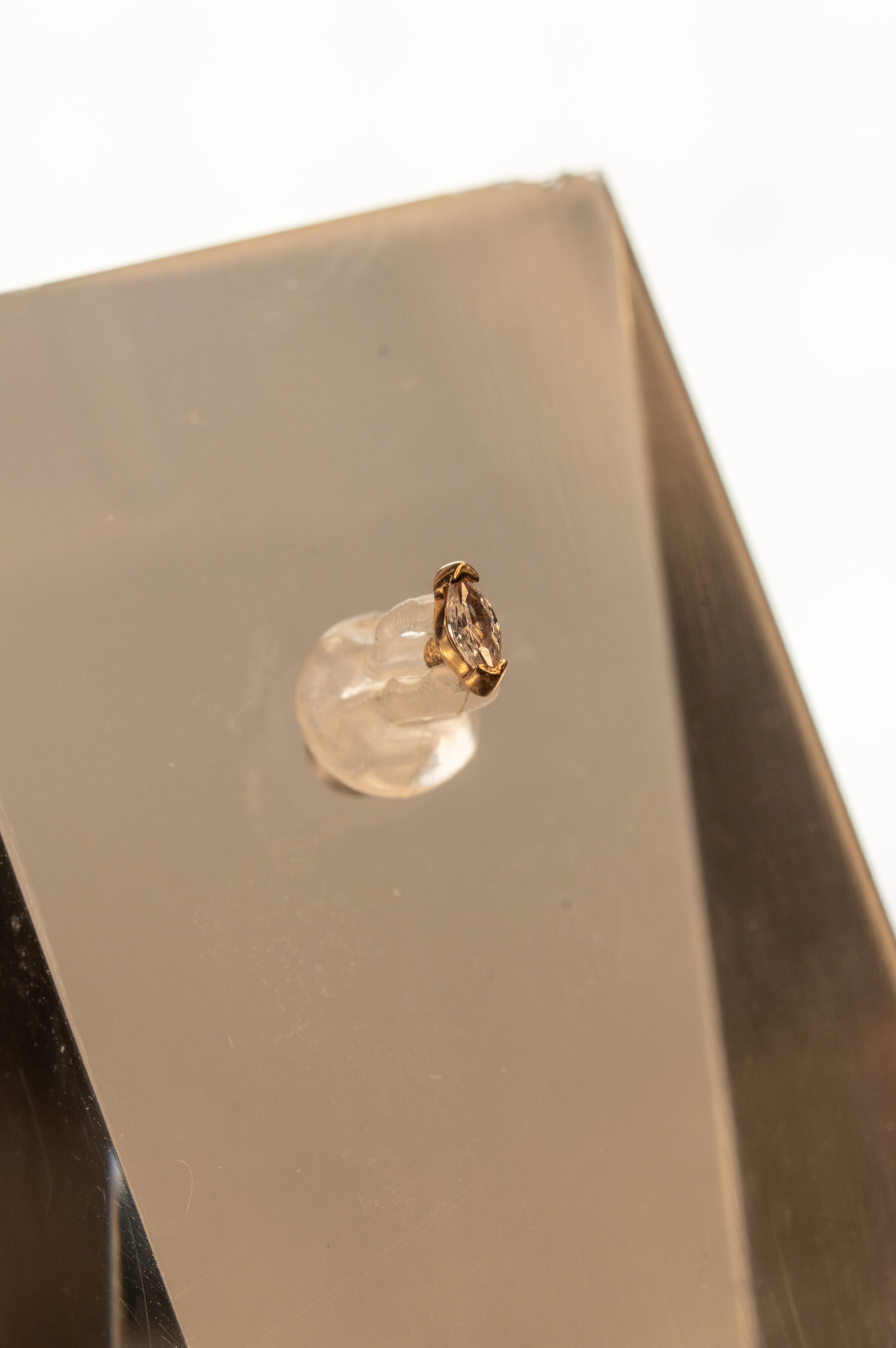 Navet com zircônia - Ouro 18k