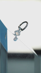 Cravejada com zircônias - Titânio